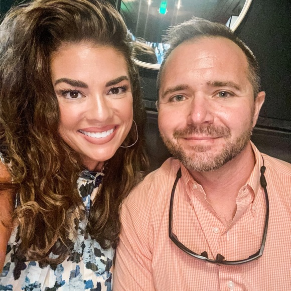 Meet your Posher, Julie - Picture 3 of 4